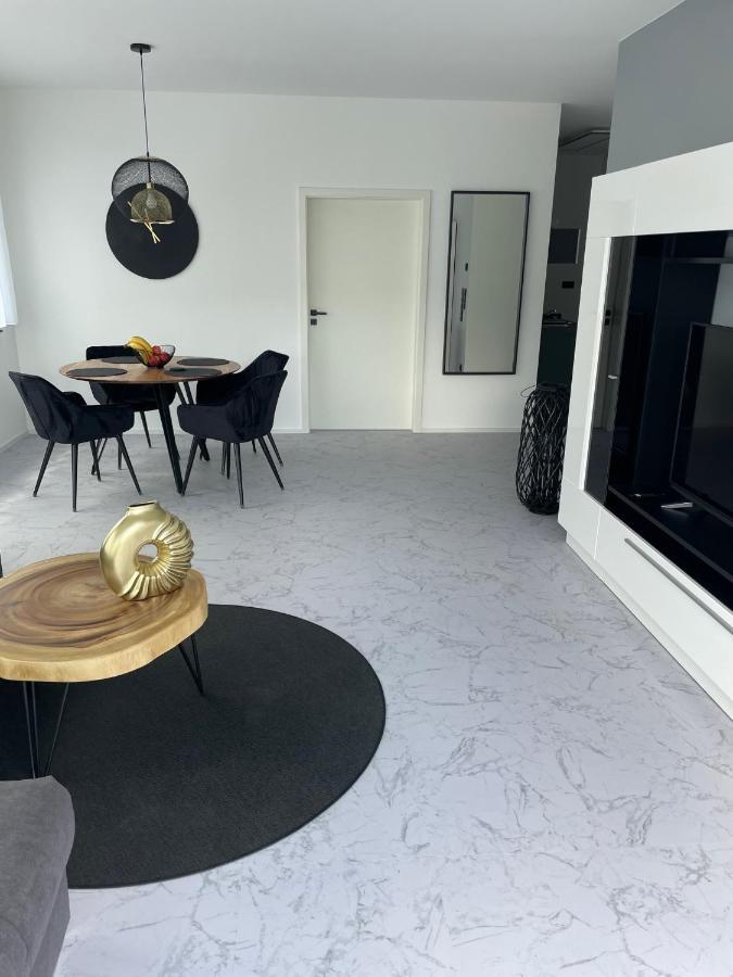 Apartments Saaldorf-Ferienhaus Mit 6 Apartments 45Qm-120Qm Direkt Am Thueringer Meer-Bleilochtalsperre Бад-Лобенштайн Экстерьер фото
