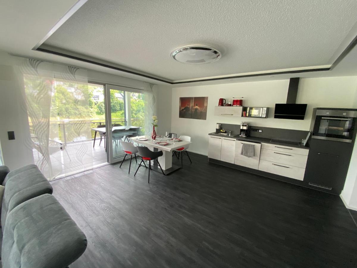 Apartments Saaldorf-Ferienhaus Mit 6 Apartments 45Qm-120Qm Direkt Am Thueringer Meer-Bleilochtalsperre Бад-Лобенштайн Экстерьер фото